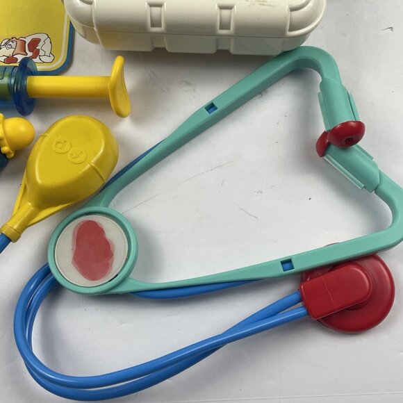 Fisher Price Medical Doctor Kit Pretend Play Toy Set 1997 Preschool Vintage - Picture 5 of 7